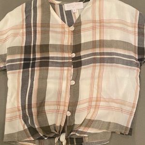 Size 8 Bella Dahl shirt